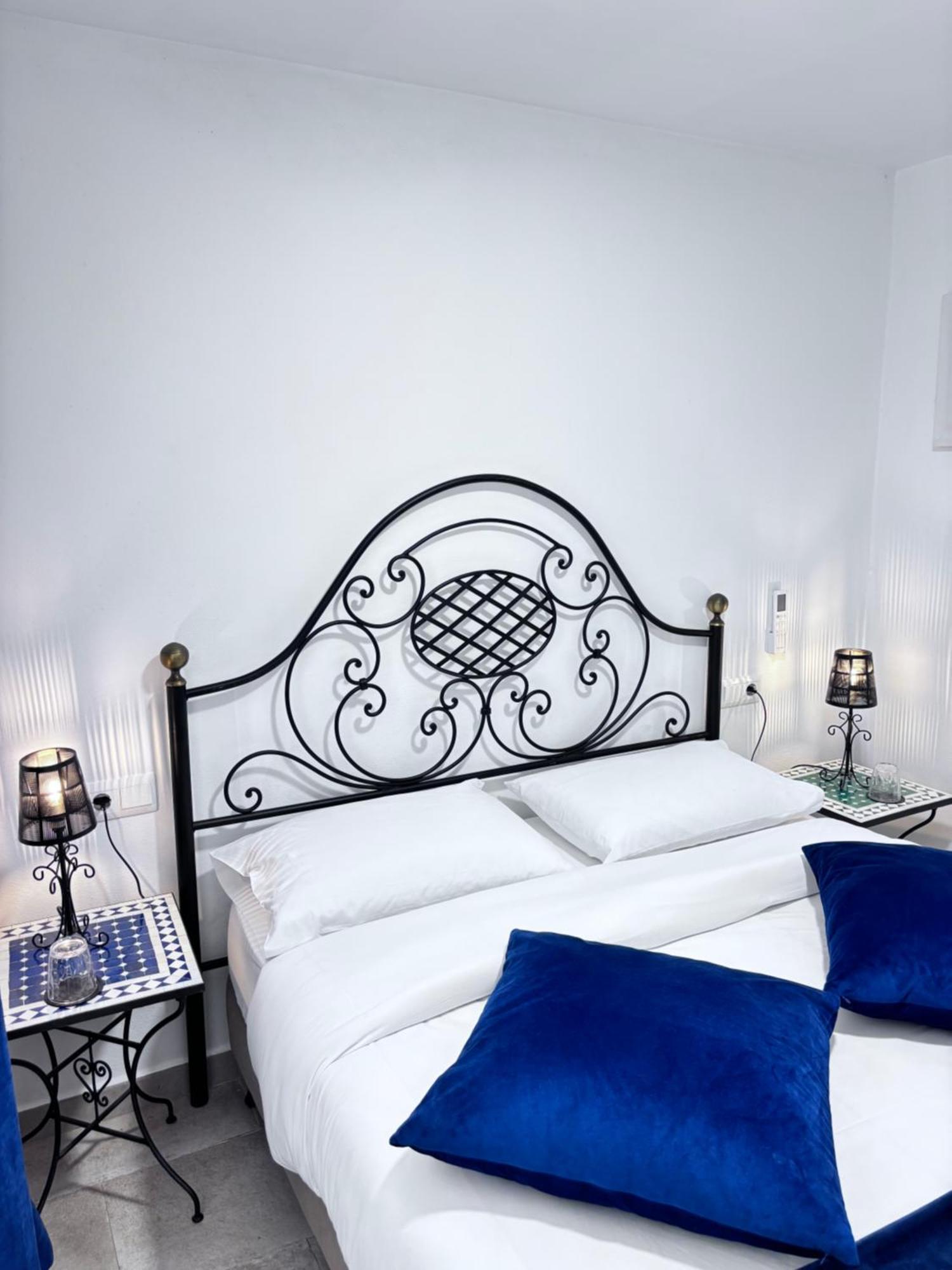 Shanti'S Andalusian Rooms マラガ エクステリア 写真